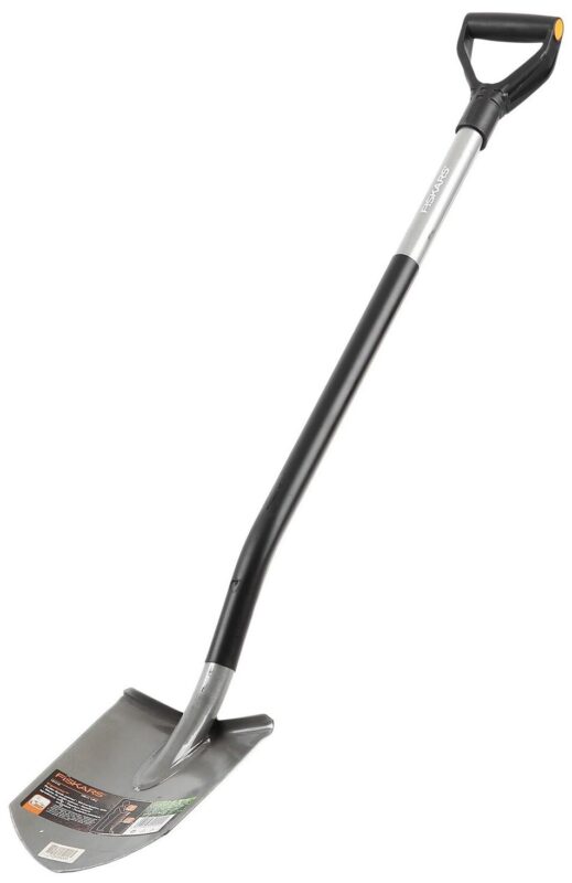 Лопата штыковая FISKARS Ergonomic 1001568 125 см